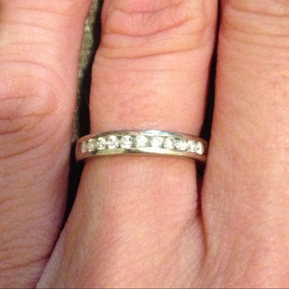 White gold and diamond eternity band sz 5 - Picture 1 of 3